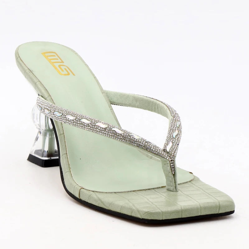 A Vintage Style Heels with Delicate Timeless Details