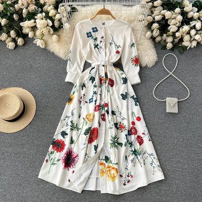 Classic Vintage & Enduringly Stylish Dress