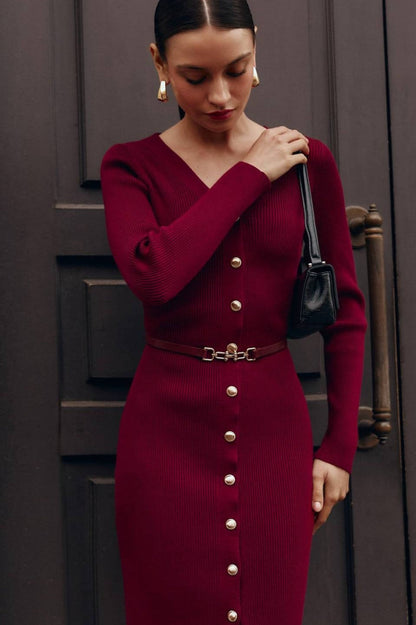 Beautifully Finished Sweater in a Timeless Design