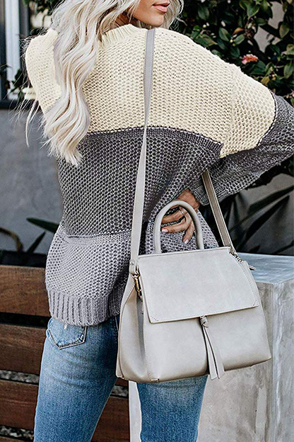 Effortlessly Elegant Sweater with a Timeless Design