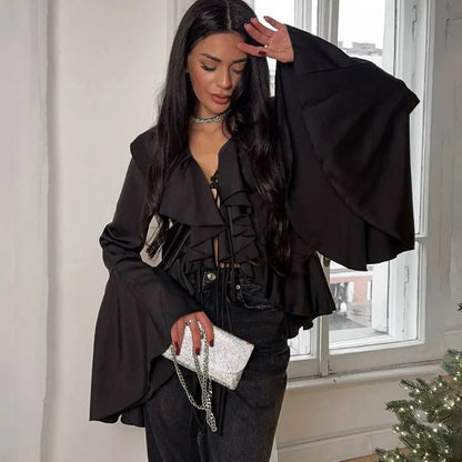 Sophisticated Blouse with a Clean Classic Look