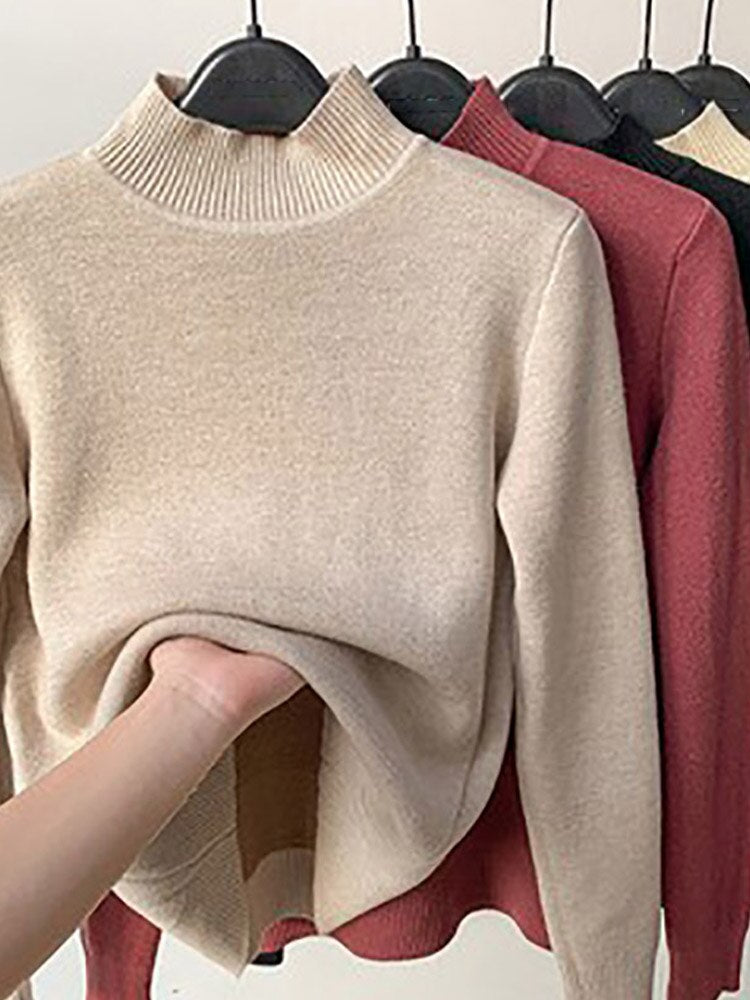Classic Vintage Sweater with a Flattering Fit
