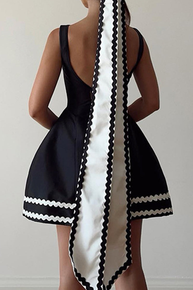 Beautifully Crafted Dress in a Classic Style