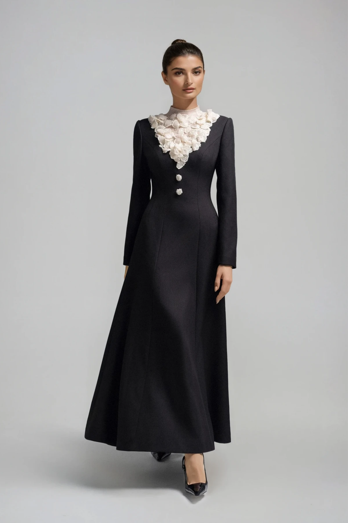 Classic Vintage Dress with a Flattering Fit