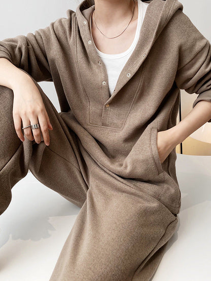 Elegantly Styled Pants for Everyday Wear
