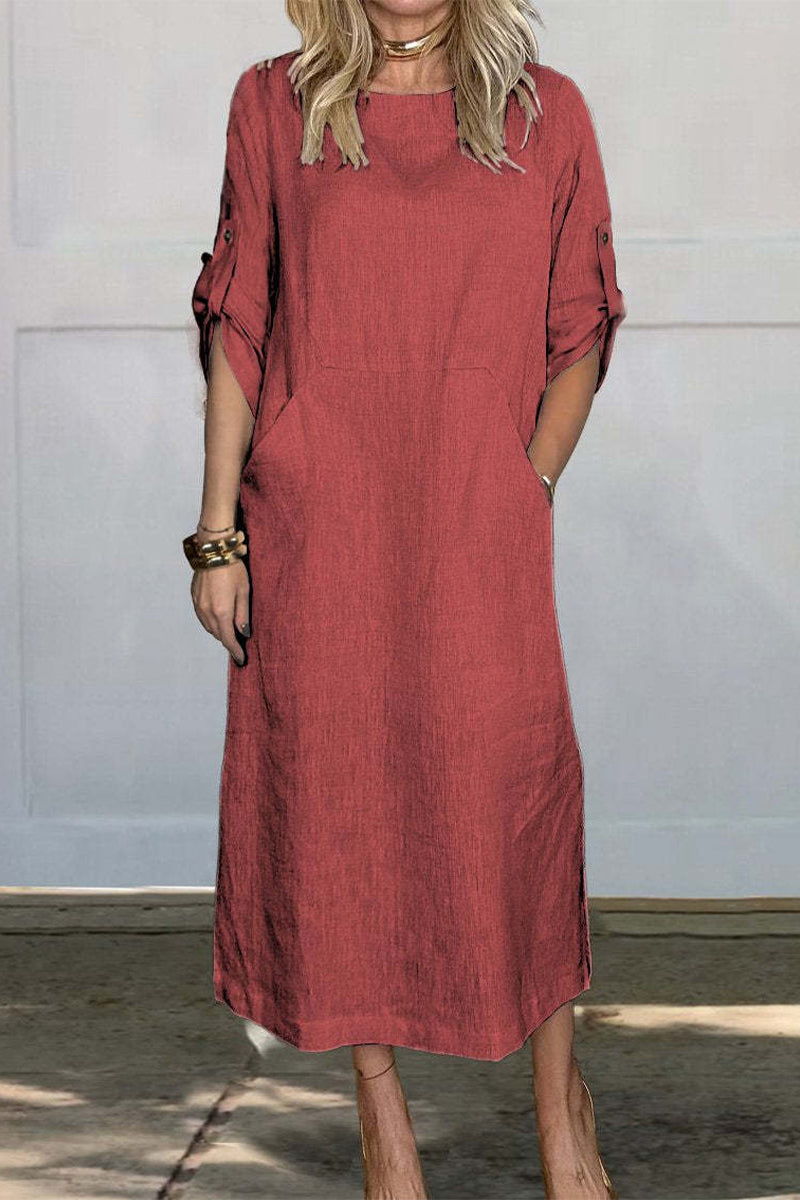 Gracefully Styled Dress for Any Occasion