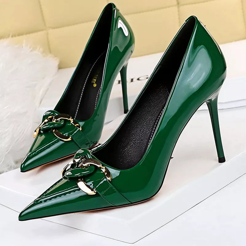Elegantly Styled Heels for Everyday Wear