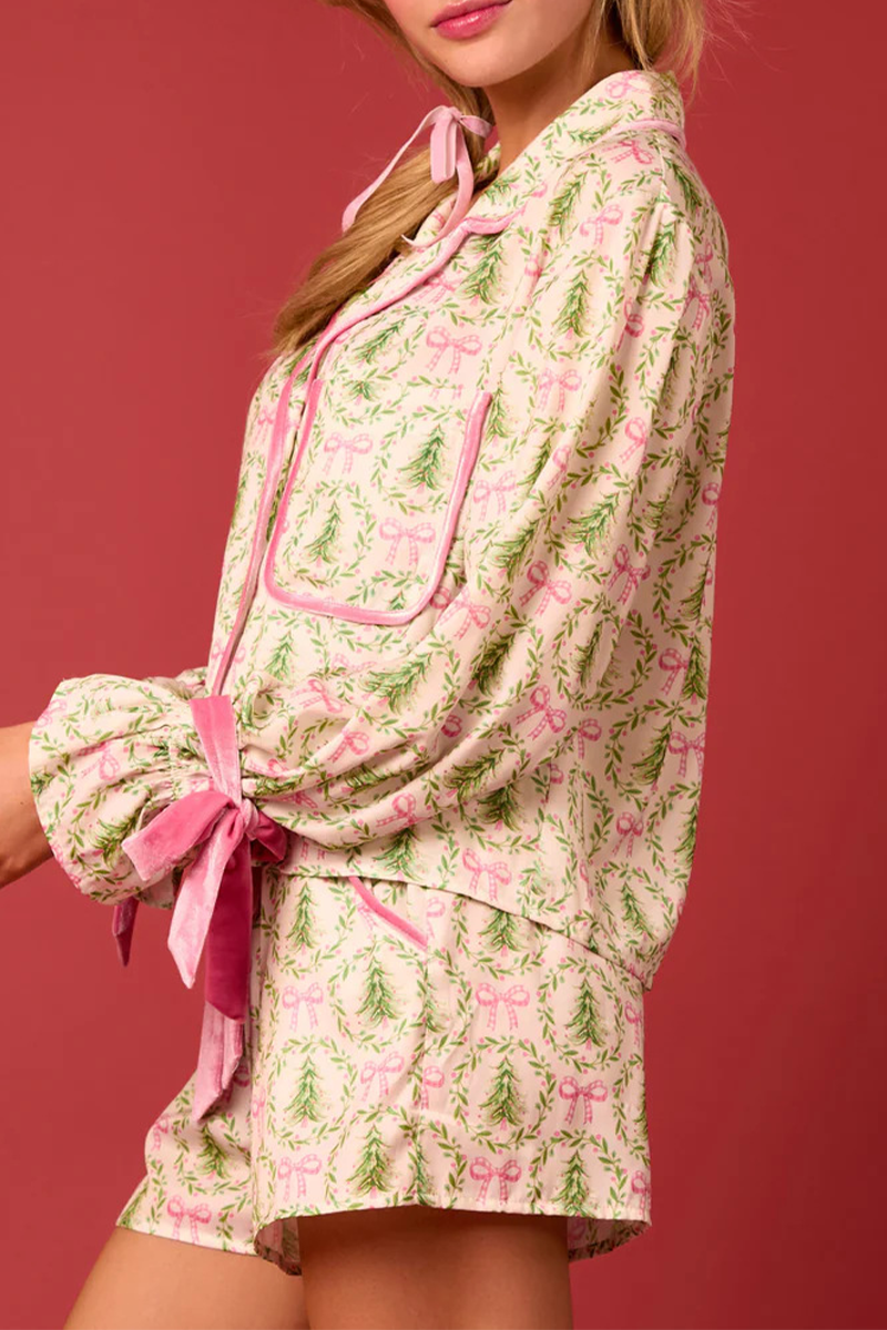 Gracefully Styled Garment for Any Occasion