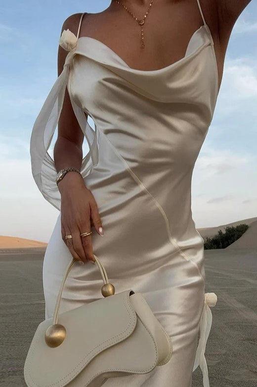 Classic Vintage & Enduringly Stylish Dress