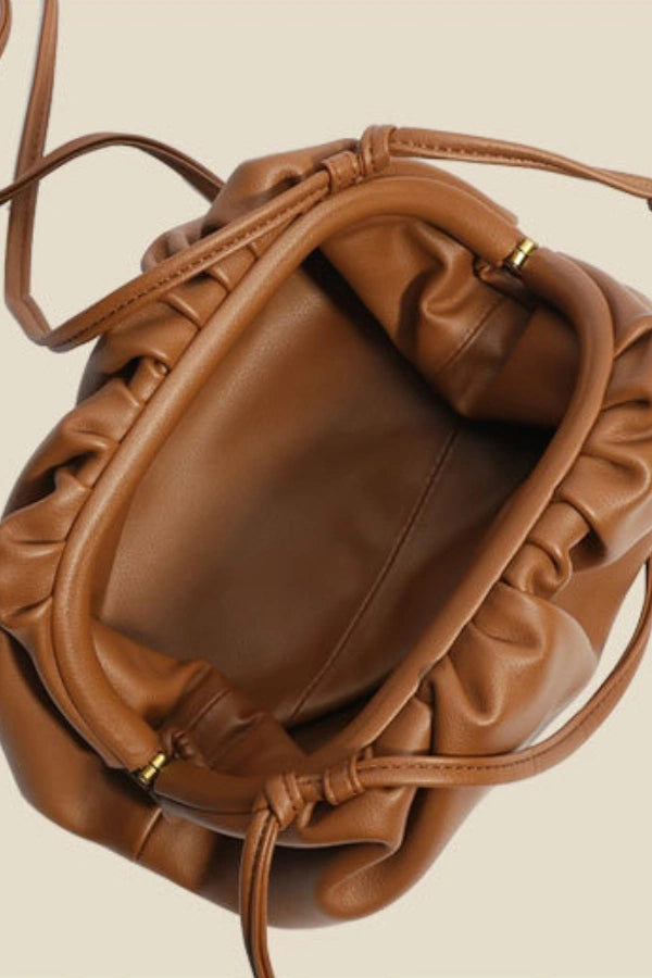 Well Tailored Bag with a Graceful Silhouette