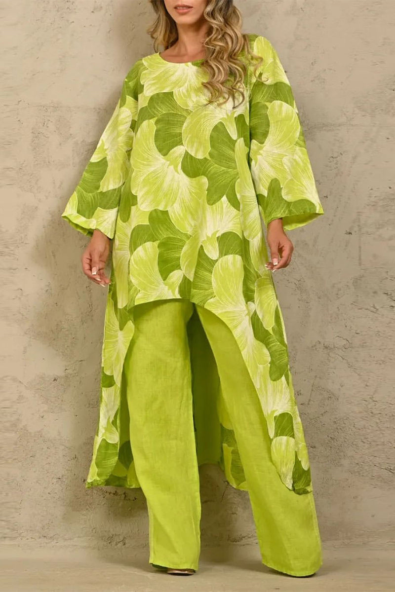 Effortlessly Elegant Garment with a Timeless Design