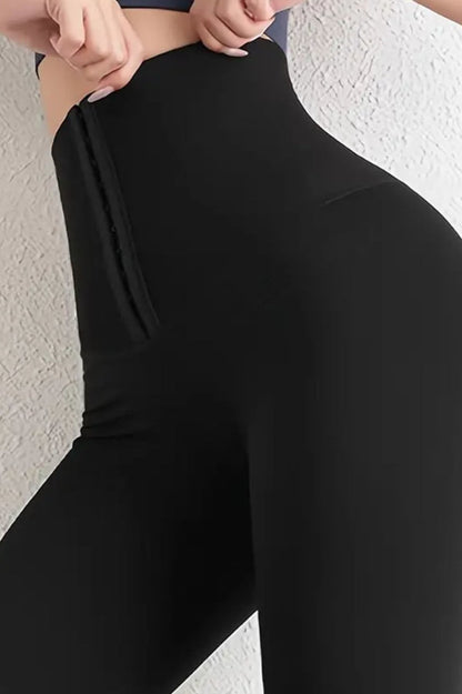 Effortlessly Elegant Garment with a Timeless Design