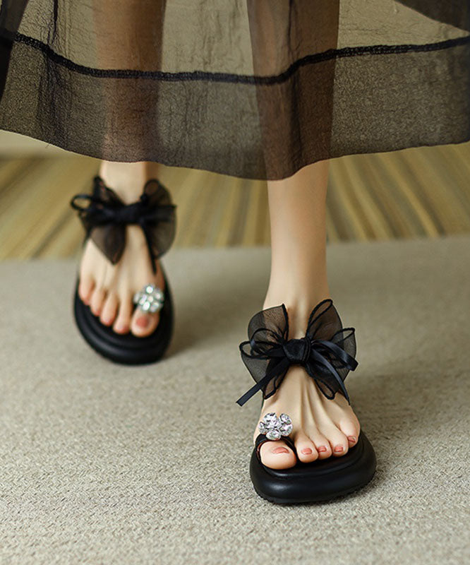 Classic Vintage Sandals with a Flattering Fit