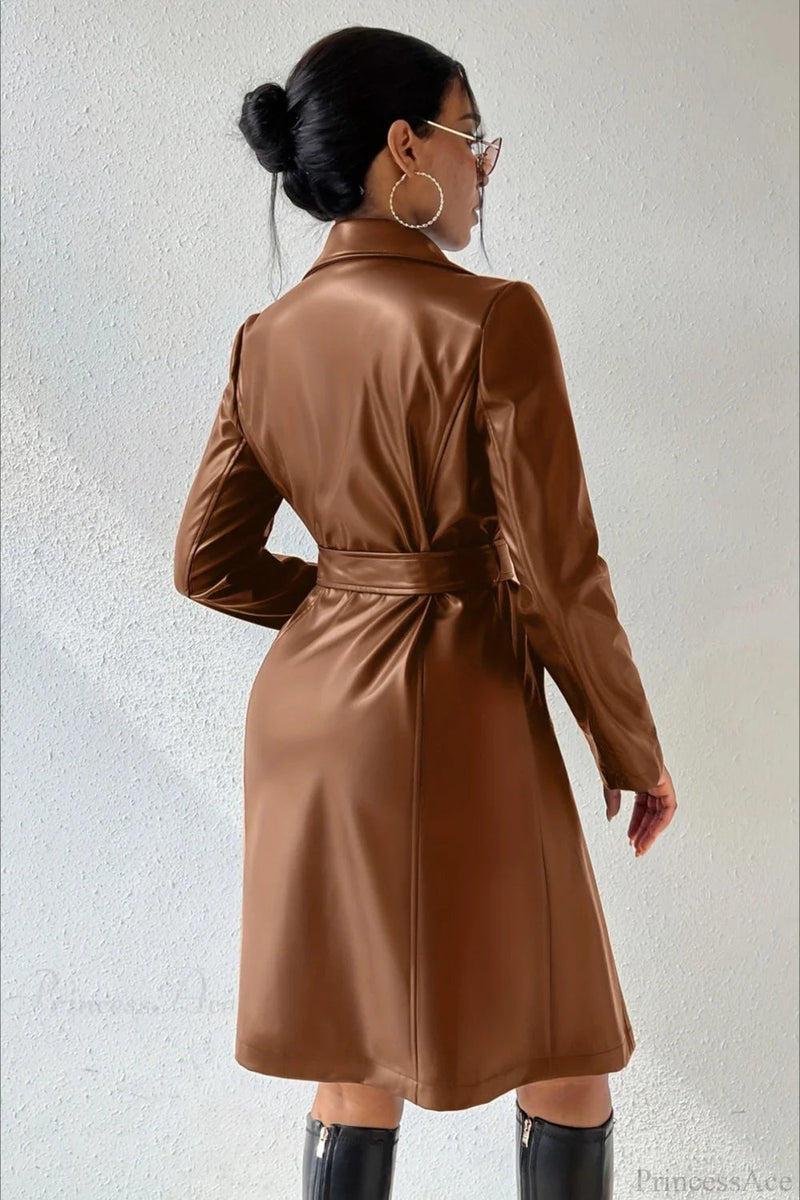 A Vintage Style Coat with Delicate Timeless Details