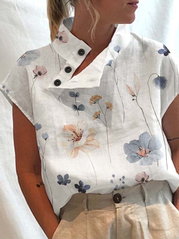 Gracefully Styled Blouse for Any Occasion