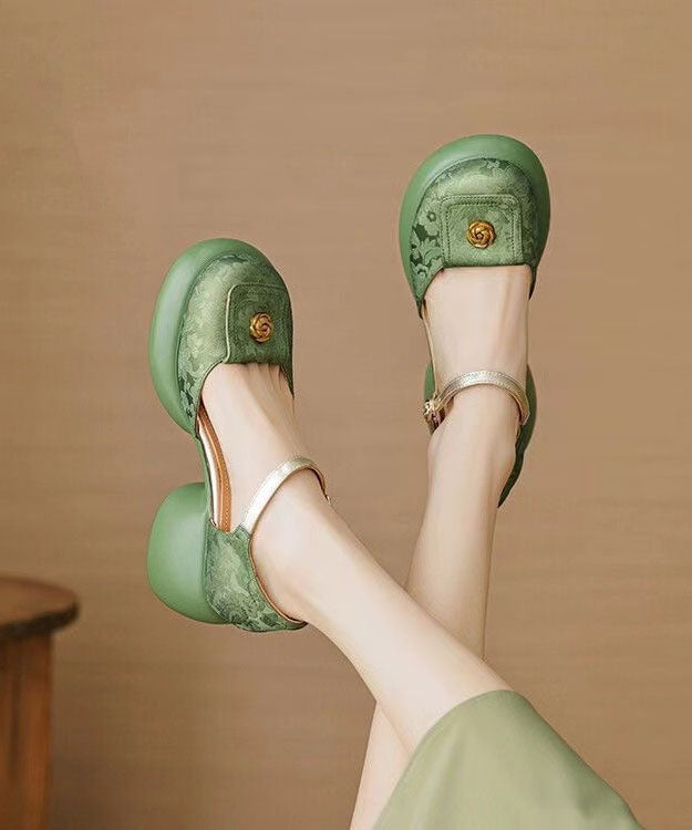 Classic Vintage & Enduringly Stylish Sandals