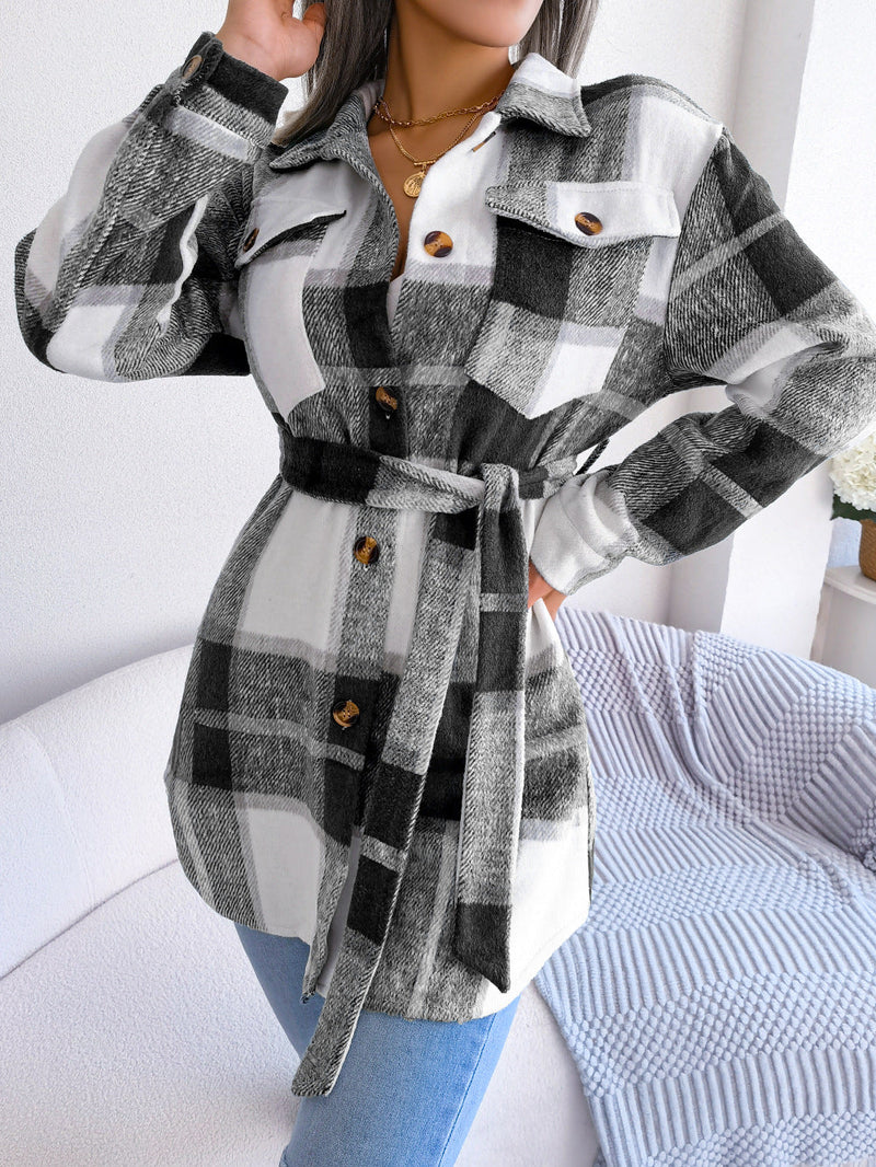 Gracefully Styled Coat for Any Occasion