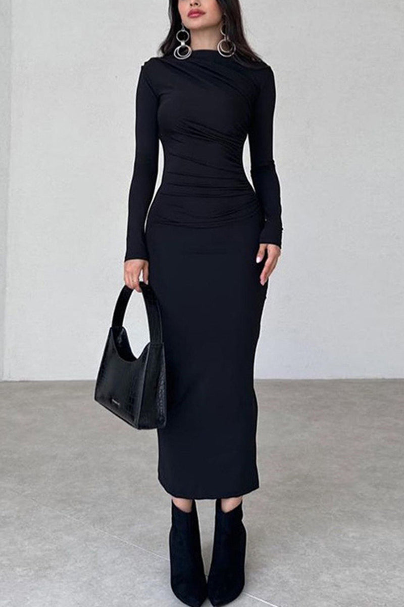 Gracefully Styled Dress for Any Occasion