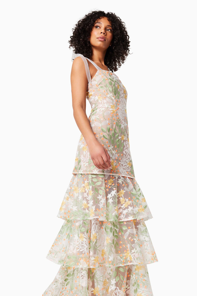 A Vintage Style Top with Delicate Timeless Details