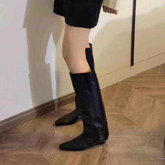 Gracefully Styled Boots for Any Occasion