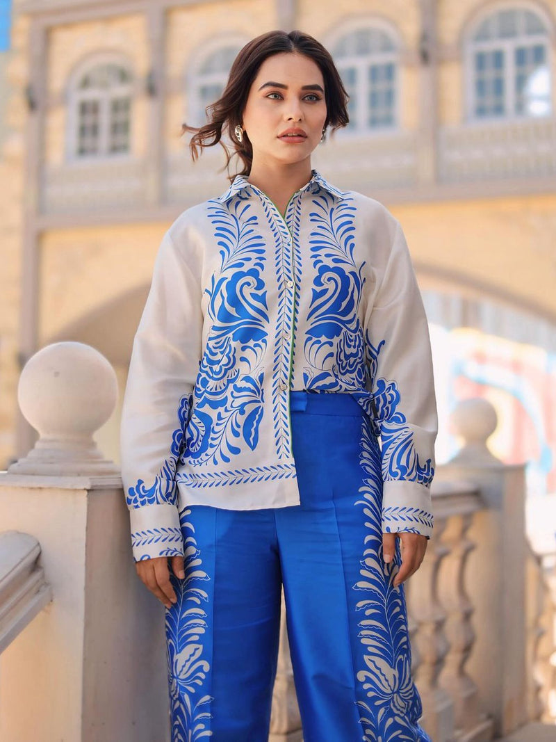 Elegantly Styled Pants for Everyday Wear