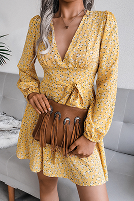Well Tailored Dress with a Graceful Silhouette