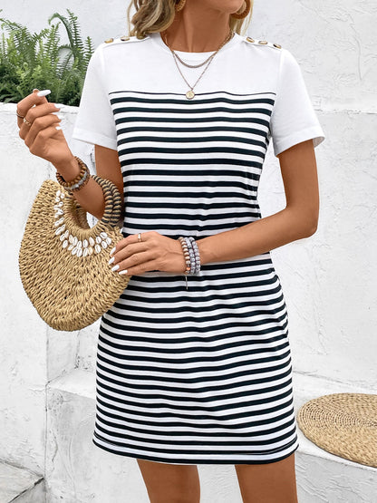 Polished Dress with an Effortless Classic Look
