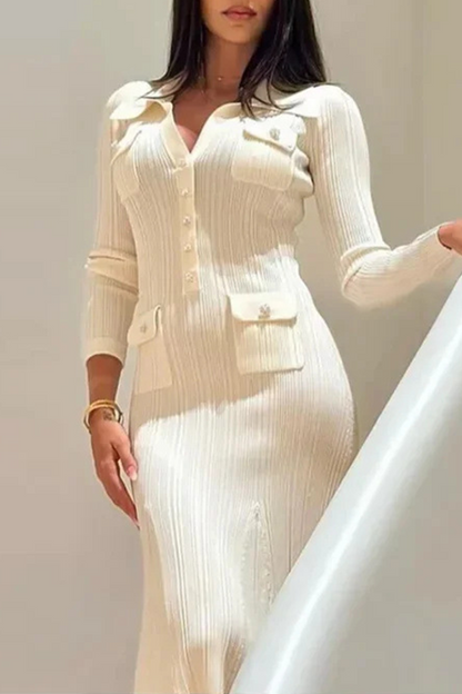 Classic Vintage Dress with a Flattering Fit