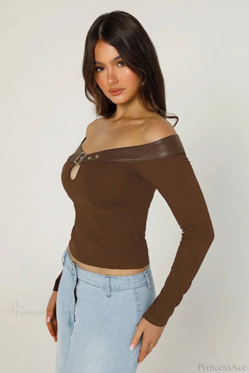 Beautifully Finished Garment in a Timeless Design
