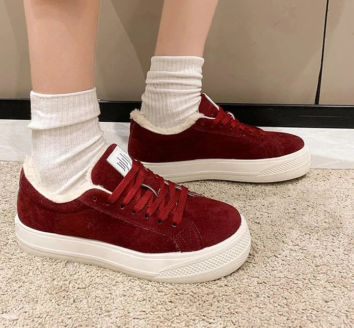 Classic Vintage Shoes with a Flattering Fit