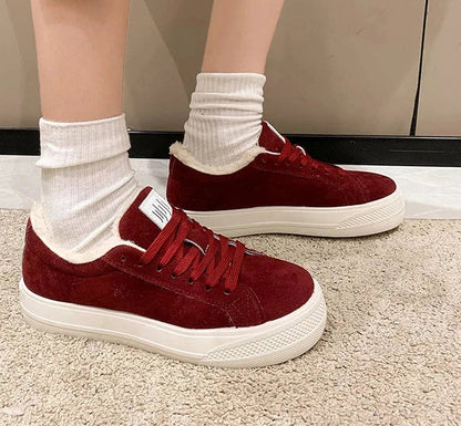 Classic Vintage Shoes with a Flattering Fit