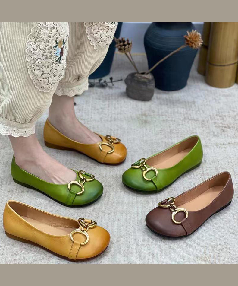 Classic Vintage Shoes with a Flattering Fit