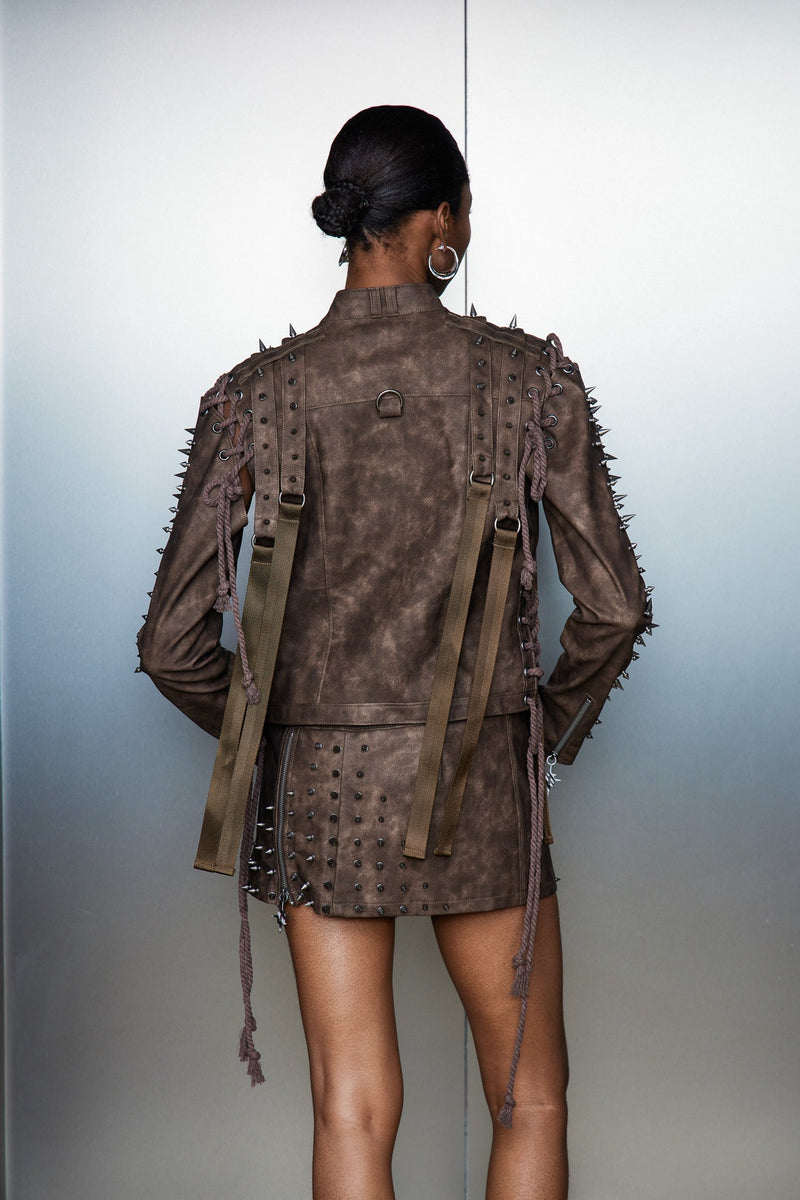 Classic Vintage Jacket with a Flattering Fit