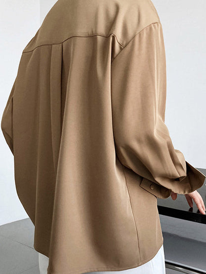 Sophisticated Blouse with a Clean Classic Look