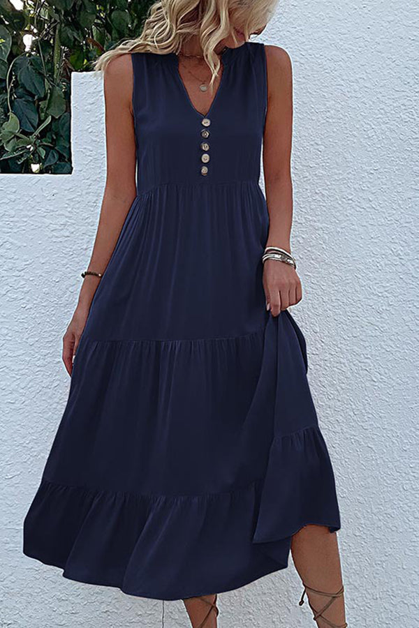Beautifully Finished Dress in a Timeless Design