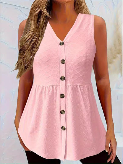 Well Tailored Top with a Graceful Silhouette