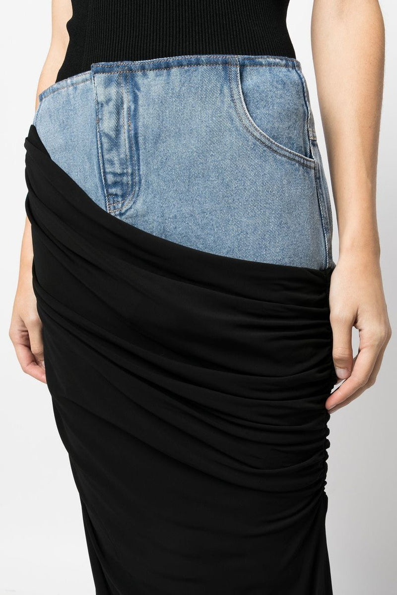 Well Tailored Garment with a Graceful Silhouette