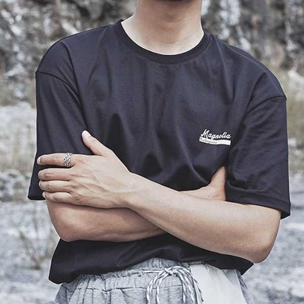 Effortlessly Elegant Garment with a Timeless Design