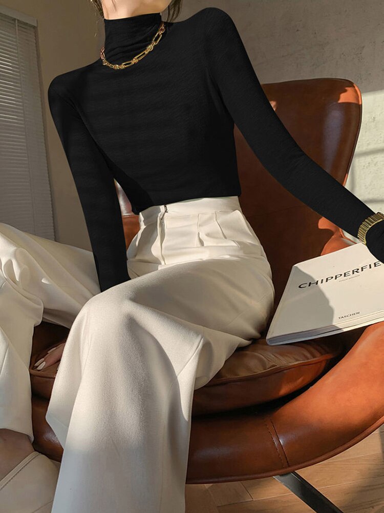 Elegantly Styled T-Shirt for Everyday Wear