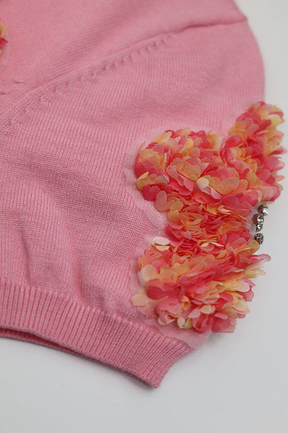 Classic Vintage Sweater with a Flattering Fit