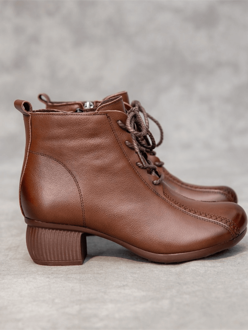 Polished Boots with an Effortless Classic Look
