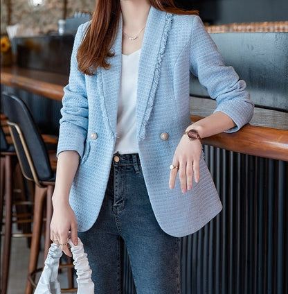 Sophisticated Garment with a Clean Classic Look