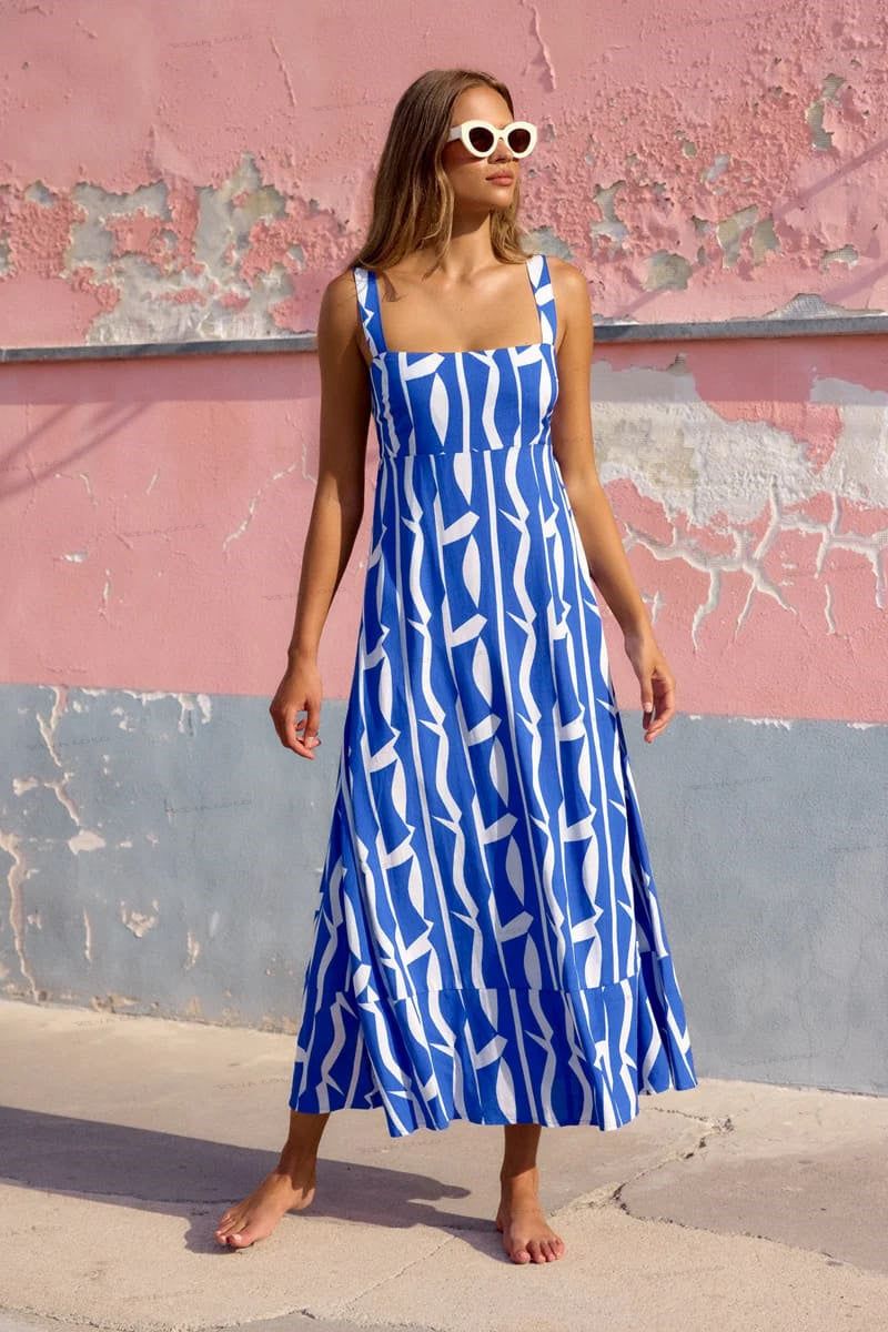 Classic Vintage & Enduringly Stylish Dress