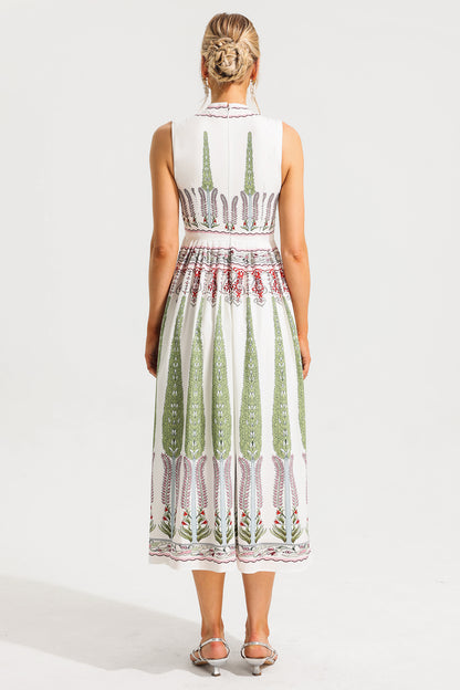 Gracefully Styled Dress for Any Occasion