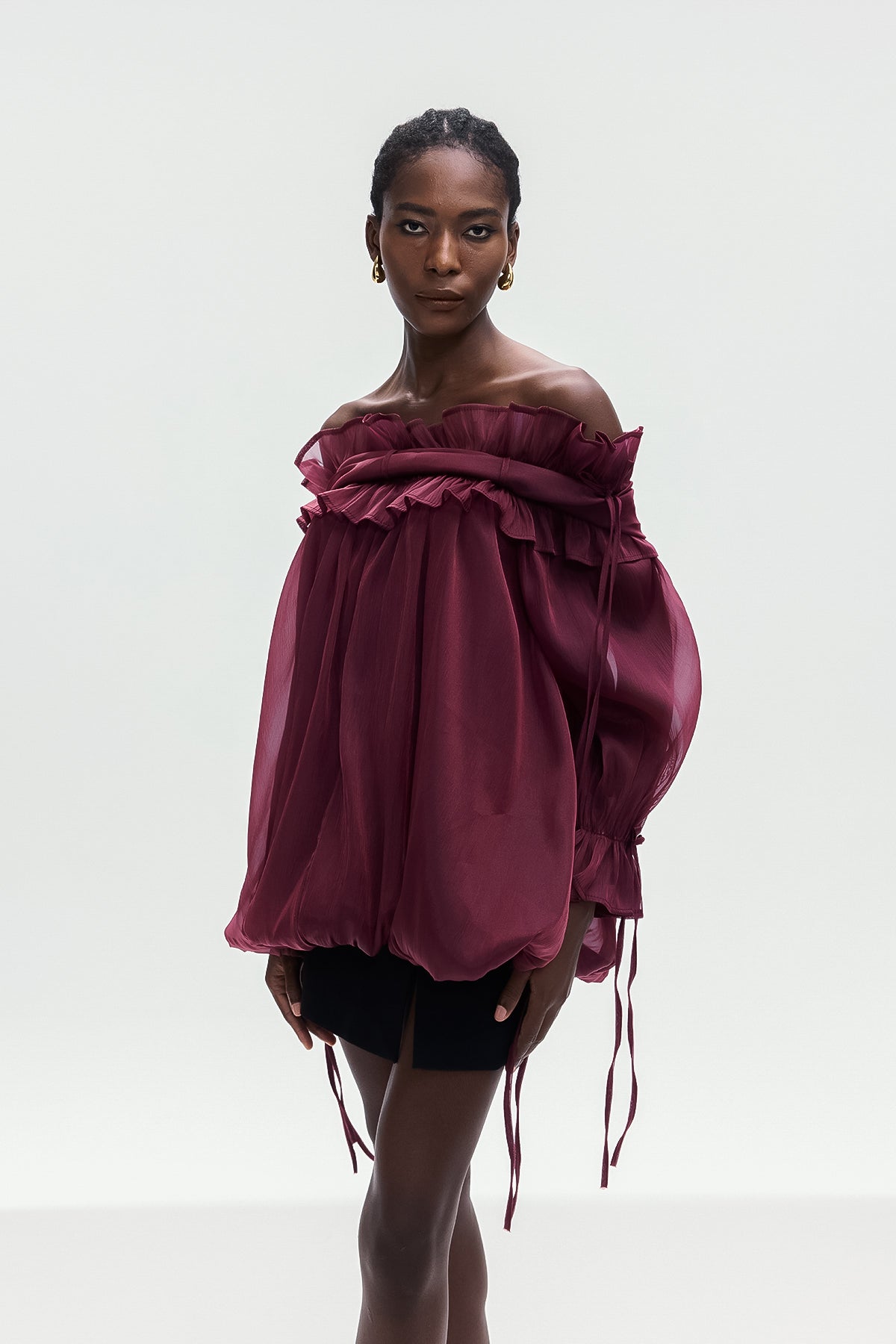 Effortlessly Elegant Top with a Timeless Design