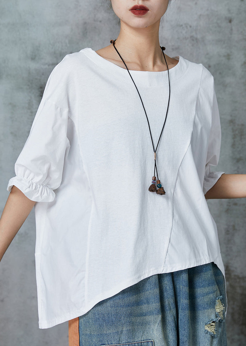 Effortlessly Elegant Top with a Timeless Design