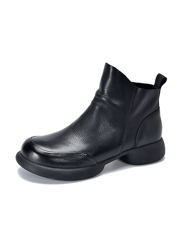Beautifully Finished Boots in a Timeless Design