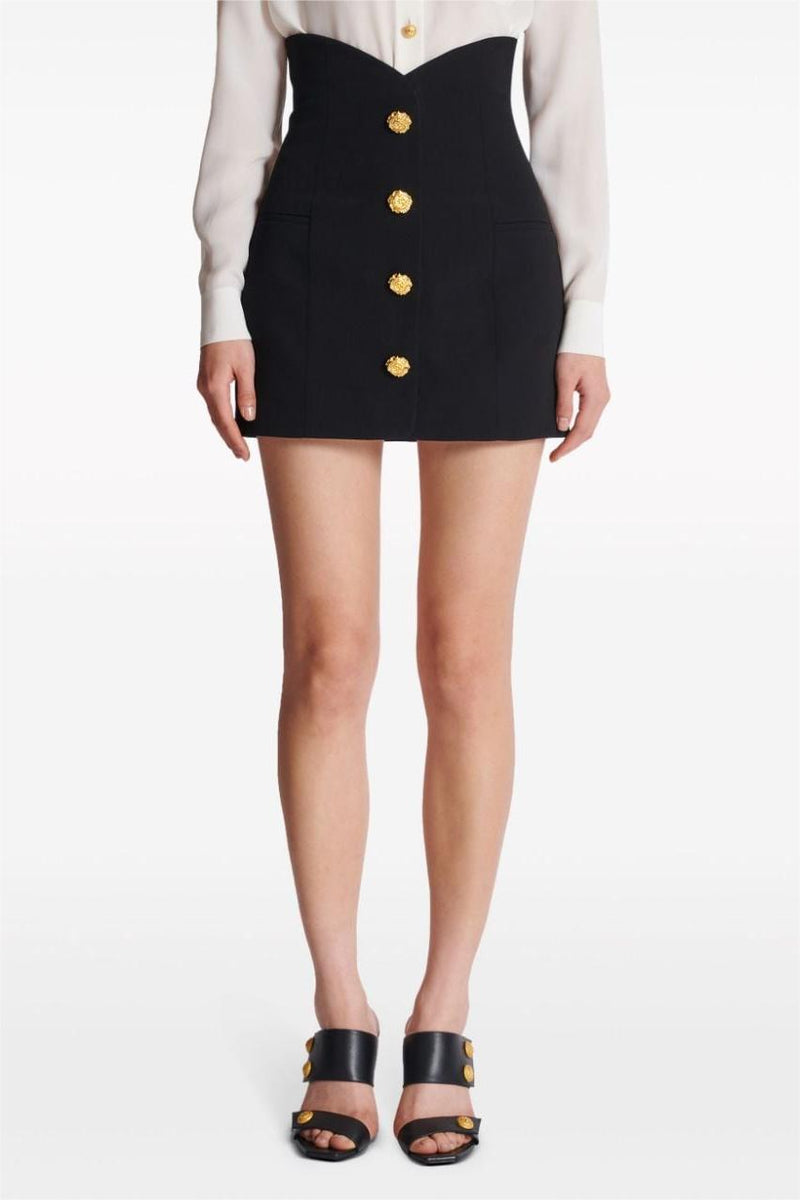 Effortlessly Elegant Garment with a Timeless Design