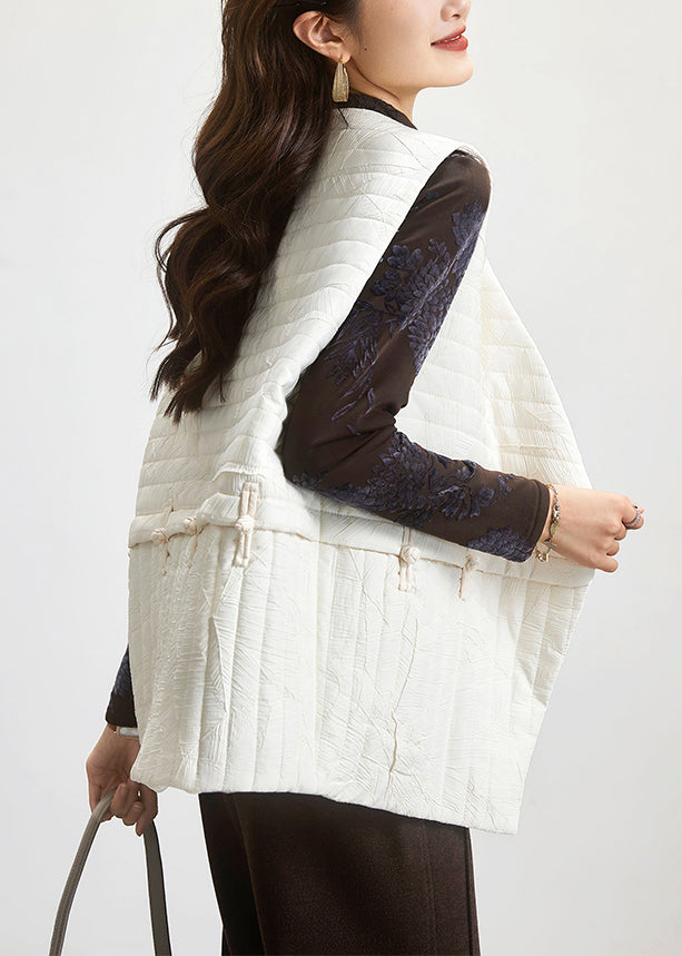 Gracefully Styled Coat for Any Occasion