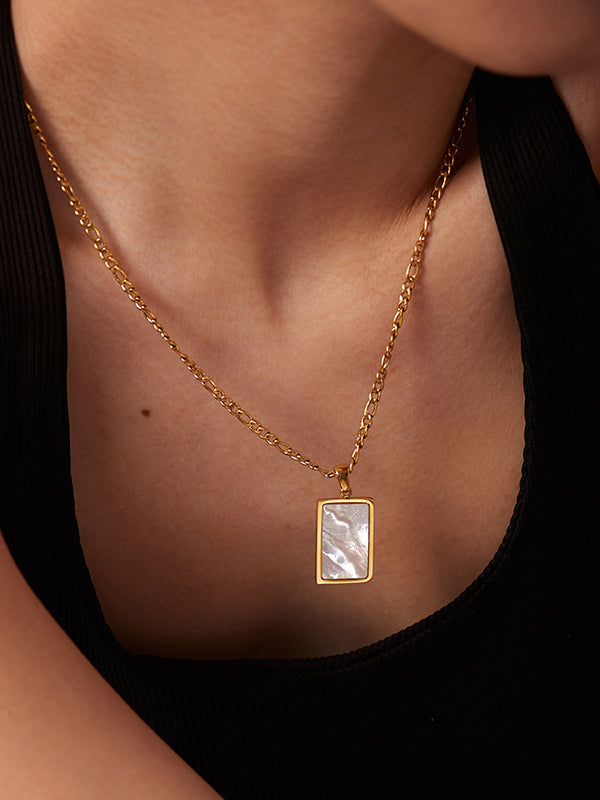 Polished Garment with an Effortless Classic Look